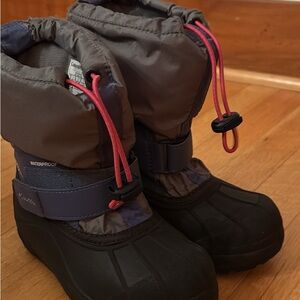 Columbia Kids Snow Boots, Size 13